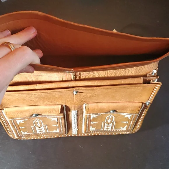 Vintage handmade leather bag - Morocco - Picture 5 of 6